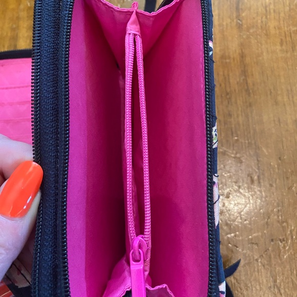 VERA BRADLEY 3 in 1 Crossbody / Wristlet Pink Flamingo Fiesta - Navy Blue - Picture 8 of 8